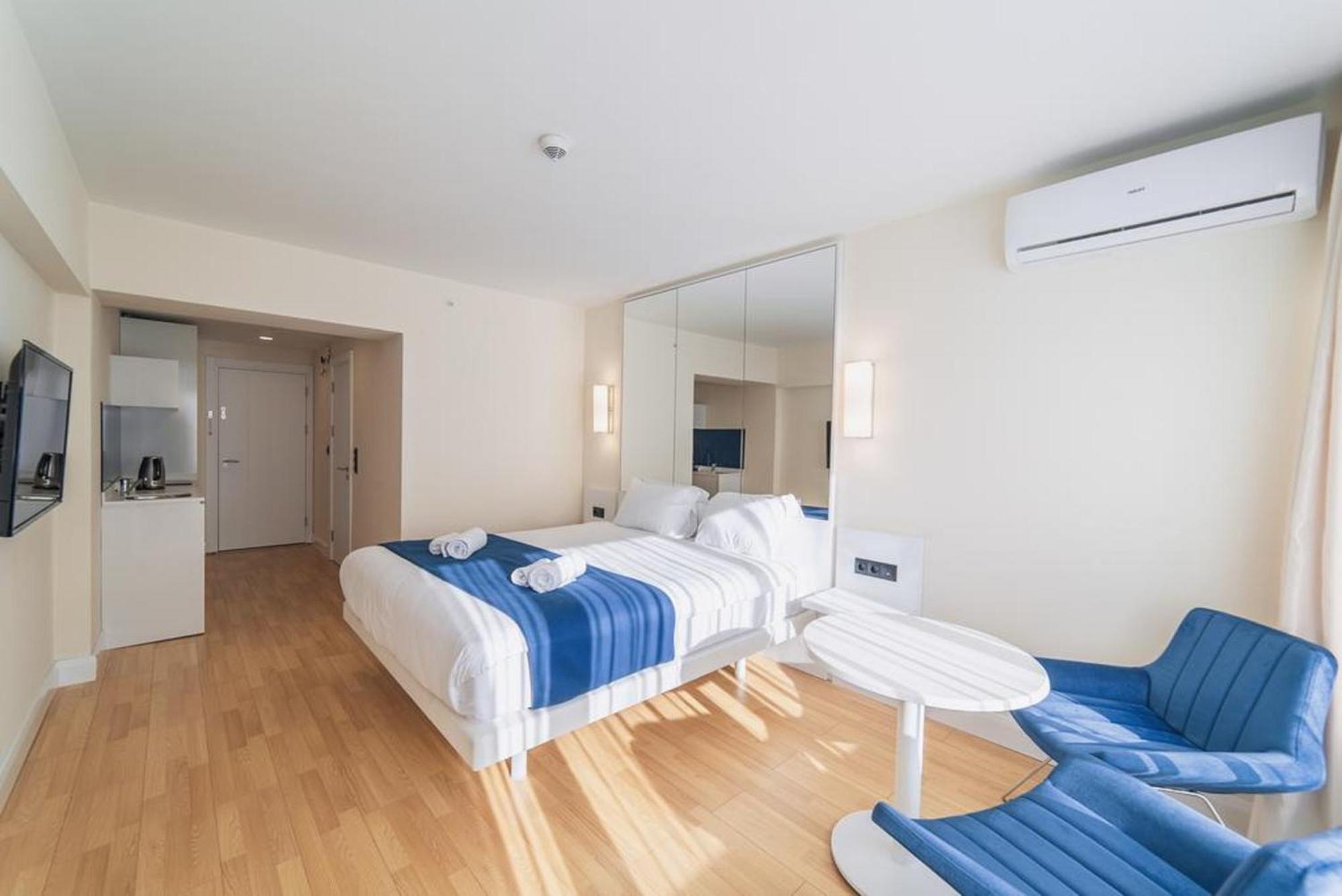 Apartamento Orbi City Twin Towers Batumi Exterior foto